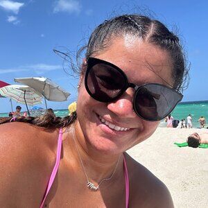 Meet your Posher, Riley